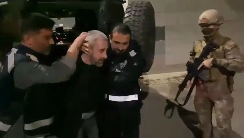 Kardeş Katili Yakalandı: 213 Saatlik Görüntü İncelemesi Suçu Aydınlattı