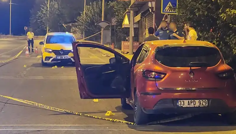 İki Otomobilin Savaşına Tanıklık: Yok Oluş Anları Kamerada