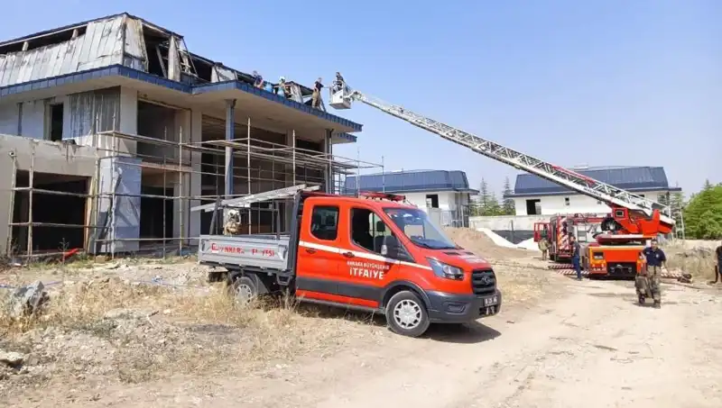 Gölbaşı'nda Villalarla Dolu Alanda Yangın: Sebebi ve Etkileri Neler?