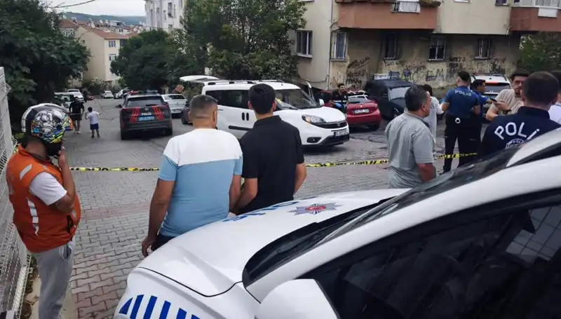 İstanbul'da Gece Yarısı Gerilimi: Silahlı Saldırıda Can Kaybı!
