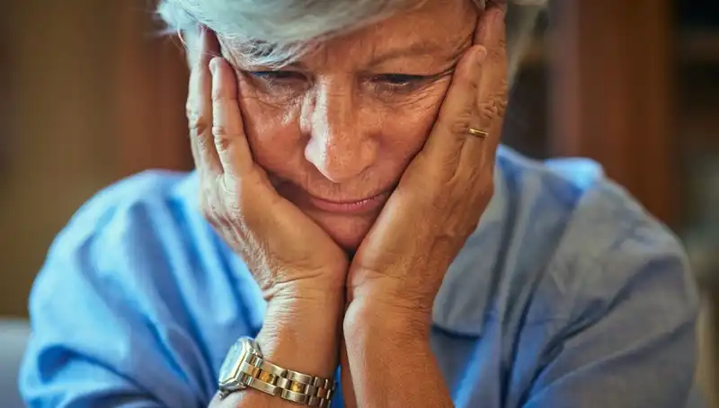 40'lı Yaşlarda Alzheimer: Stresin Gizli Etkileri ve Erken Uyarı İşareti
