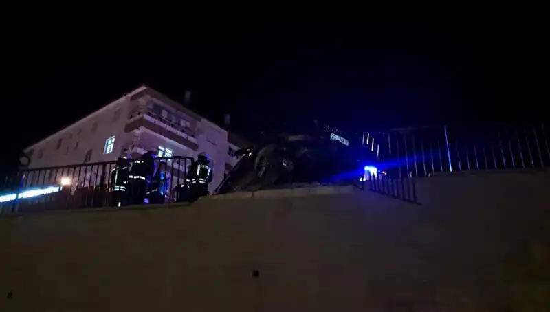 Kontrolden Çıkan Araç Bariyere Çarptı, Gözler Olay Yerinde!