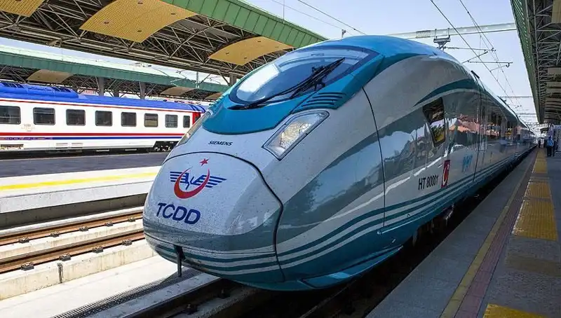 TCDD, 140 Yeni Tren Makinisti Alımı İçin Başvuruları Başlattı