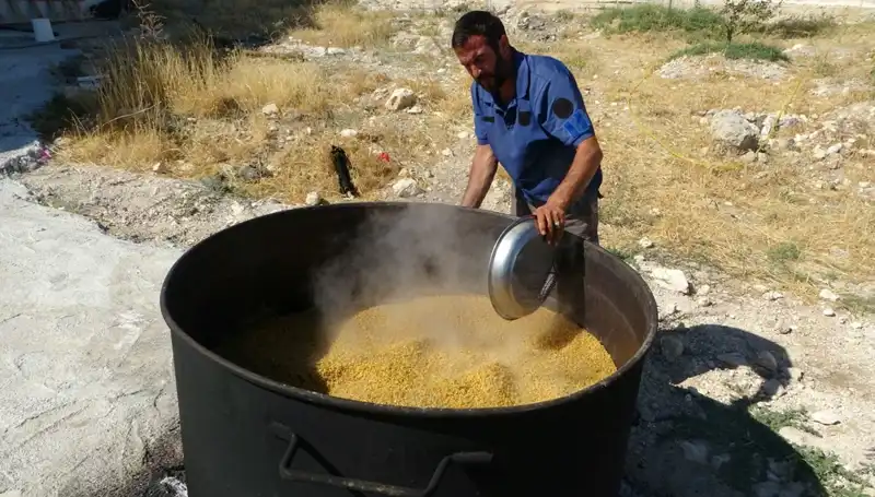 Her Yıl Geleneksel Kazanlar: Ağustos'ta Başlayan Eylül Coşkusu