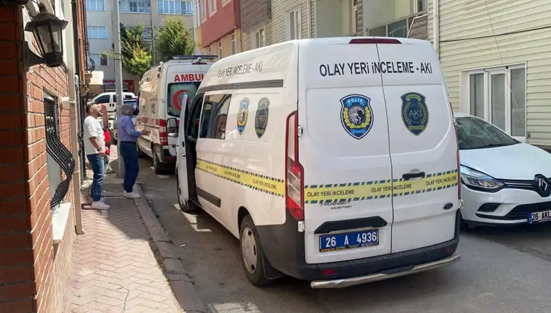 İki Çocuk Babası Adamın Evinin İçinde Bulunan Gizemli Ölümü