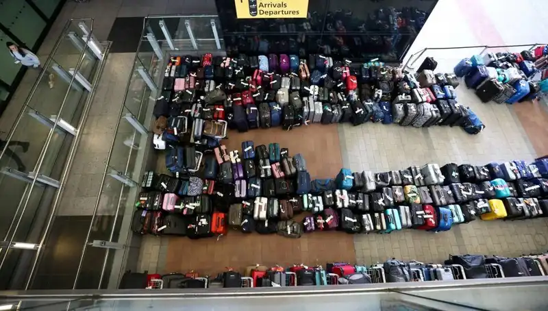 Havalimanında İnanılmaz Olay: 2 Yaşındaki Çocuk Bagaj Bandında Kayboldu