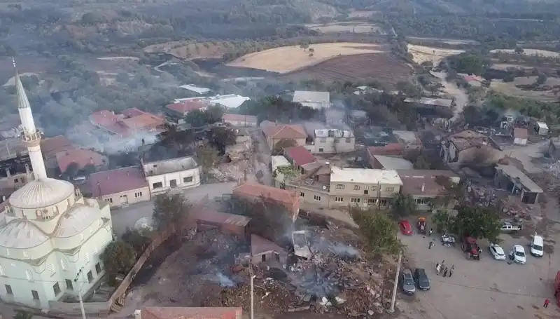 Çanakkale'de Orman Yangını! Hava Görüntüleri Sonrası Endişeler Artıyor