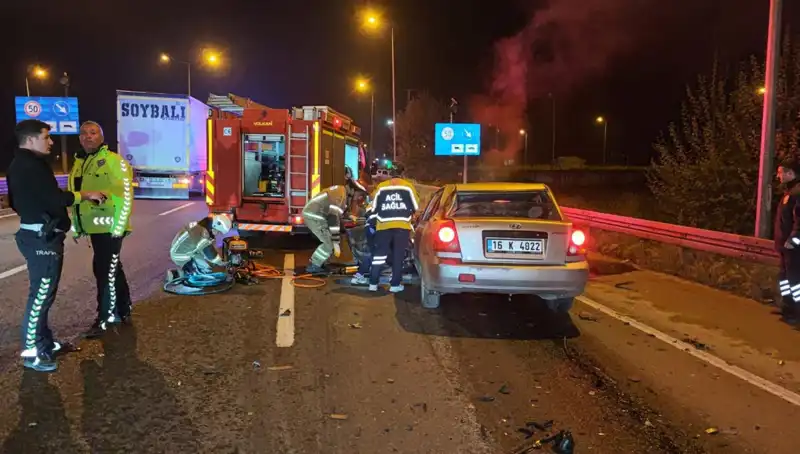 Kamyon Kazasında Sürücü Hayatı İle Oynadı: Feci Kaza Detayları