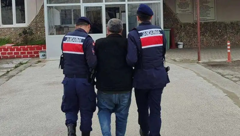 8 Yıl Aranmanın Ardından, Kaçak Sıradışı Bir Şahsiyet Cezaevine Girdi