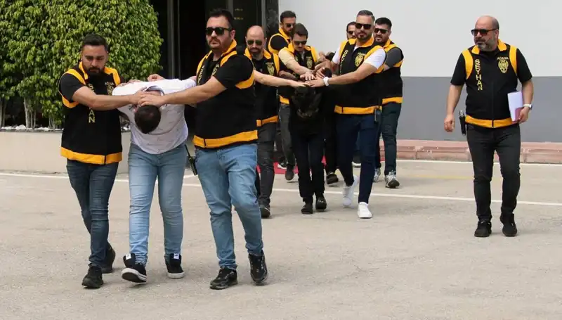 İşadamı Sevgili Tuzağıyla Zor Günler Geçiriyor: Parası Nasıl Çalındı?
