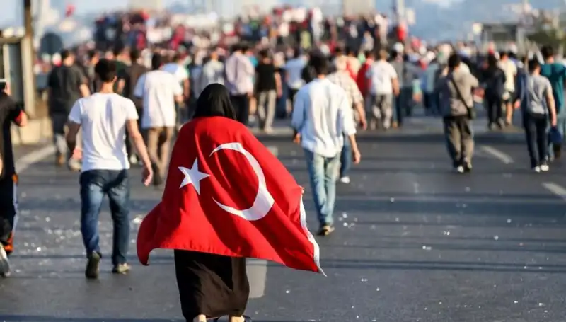 Kabineden 15 Temmuz’a Özel Mesajlar: Demokrasi Vurgusu ve Birlik Çağrısı