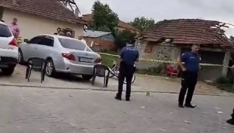 Öldürüp Kaçan Şüpheli, Tuvalette Gizlenirken Yakalandı: Olayın Ayrıntıları