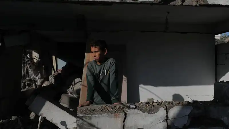 Gazze'de Kanlı Çatışmalar Devam Ediyor: Can Kaybı 52 Bin 365'e Ulaştı