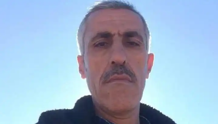 Gençleri Uyarınca Bıçaklı Saldırıya Uğrayan Adam Hayatını Kaybetti