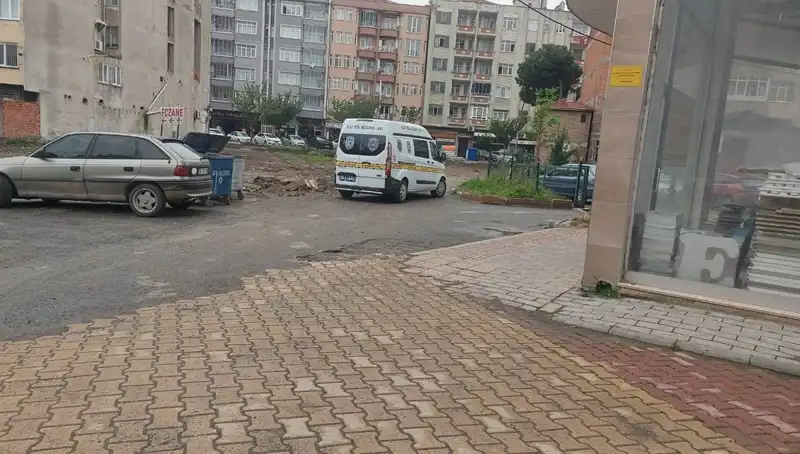 4. Kattan Düşen Kadın Hastaneye Kaldırıldı, Hayatı Tehlikede!